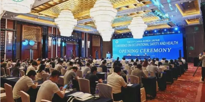 中韓日職業(yè)安全健康學(xué)術(shù)交流會(huì)同傳翻譯服務(wù)由西安朗頓